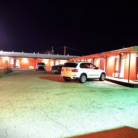 Holiday Host Motel & Rv Park Sonora Exterior foto